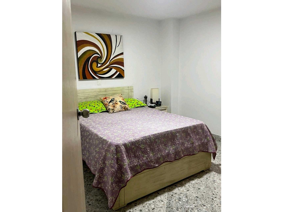 VENTA HERMOSA CASA Y APARTAESTUDIO. BELEN LA GLORIA. (BJ). MEDELLIN — foto 4
