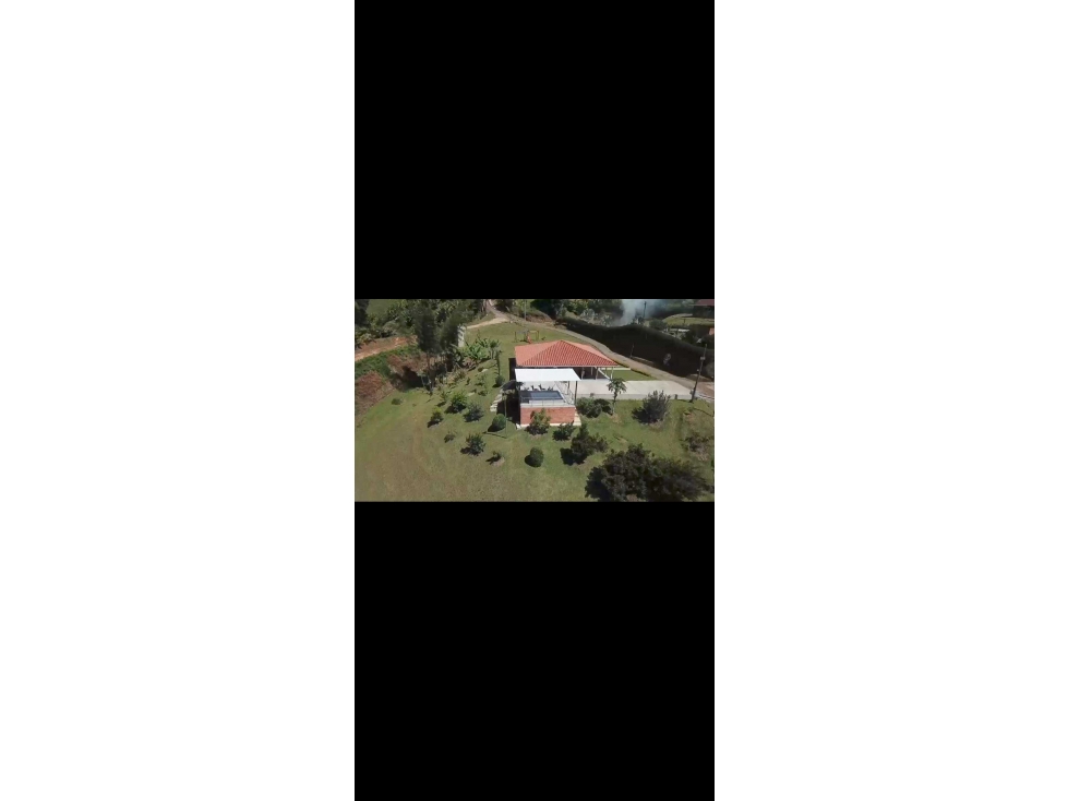 VENTA HERMOSA FINCA EN CONDOMINIO. EL PEÑOL ANT. (BJ) MEDELLÍN - 5