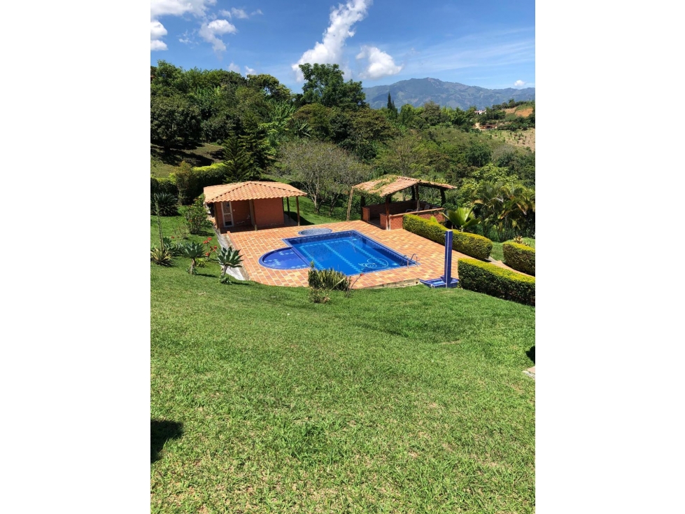 VENTA HERMOSA FINCA EN SANTA BÁRBARA - 1