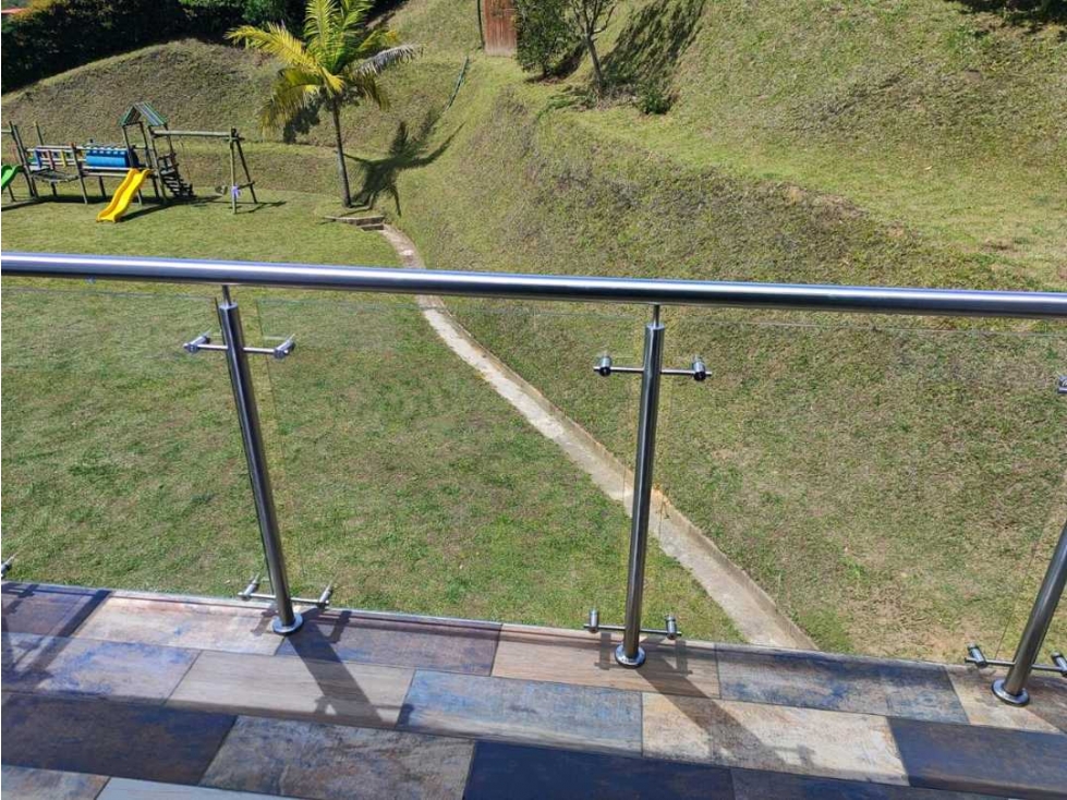 VENTA HERMOSA FINCA INDEPENDIENTE EN RIONEGRO CON 9.600m² DE TERRENO — foto 5