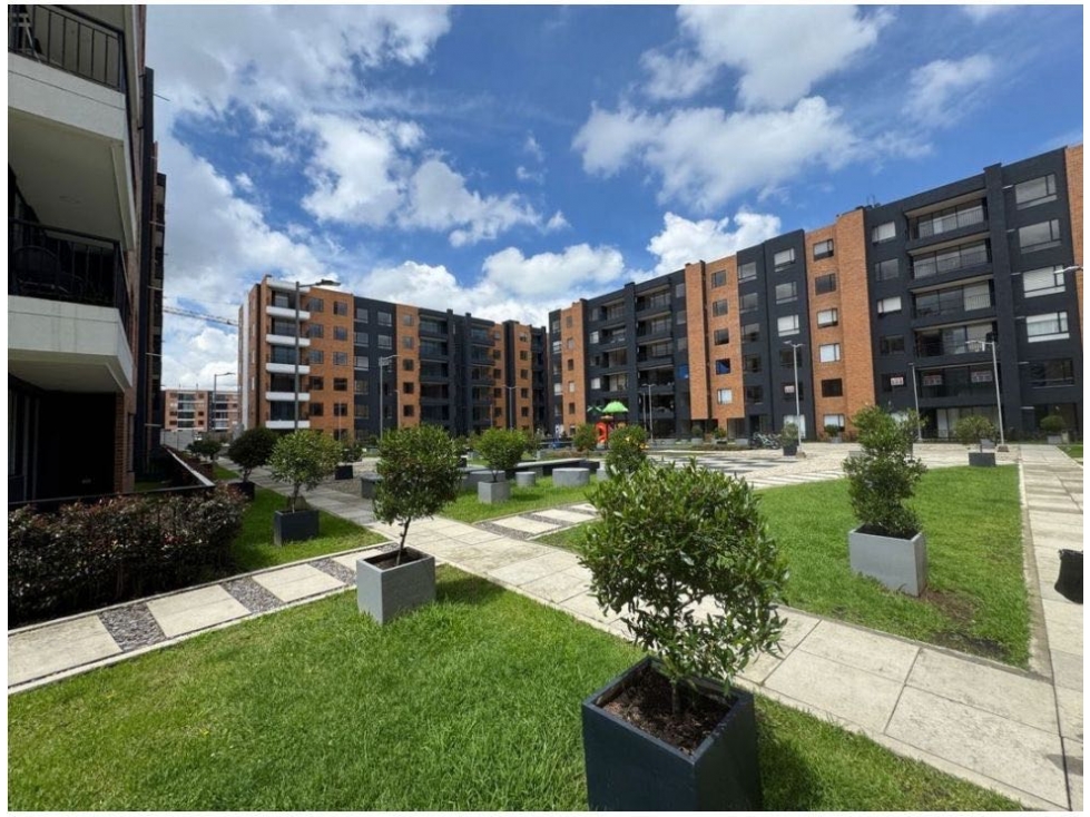 Venta hermoso apartamento 114 M2 en la Milla de oro Cajica — foto 2