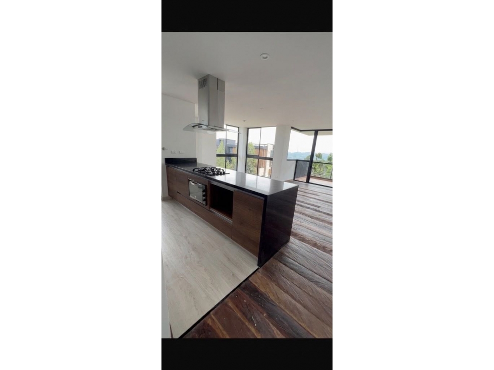 VENTA HERMOSO APARTAMENTO CON VISTA A REPRESA EN EL RETIRO ANTIOQUIA