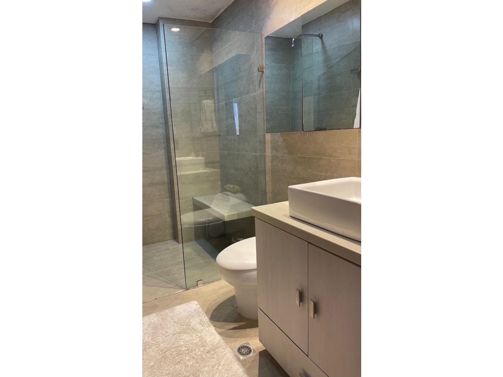 Venta hermoso apartamento en el poblado de 118mts sector tesoro — foto 5