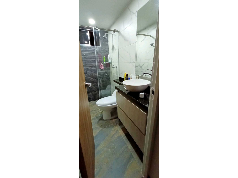 VENTA HERMOSO APARTAMENTO REMODELADO 55M² 4 PISO B valdepeñas — foto 4