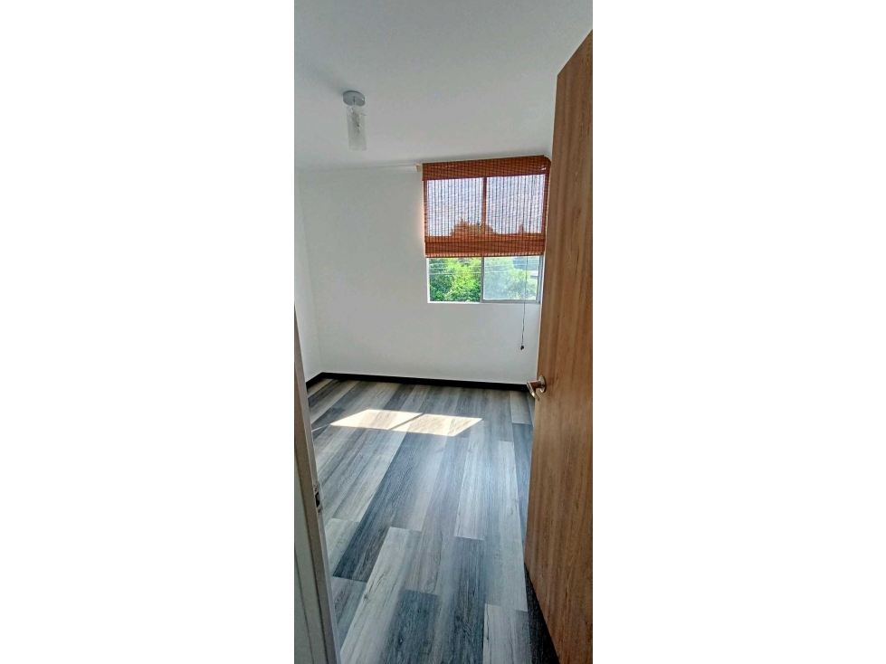 VENTA HERMOSO APARTAMENTO REMODELADO 55M² 4 PISO B valdepeñas — foto 5