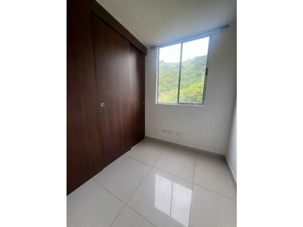 Venta hermoso apartamento sector Belén loma de los bernal — foto 2
