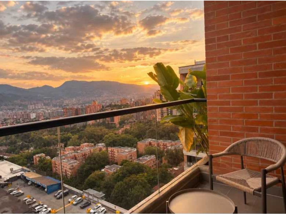 Venta Hermoso apartamento sector el escobero. — foto 3