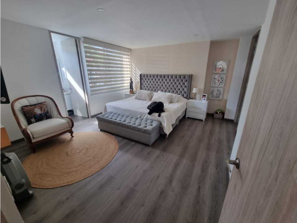 VENTA HERMOSO APTO ENVIGADO LOMA DEL CHOCHO