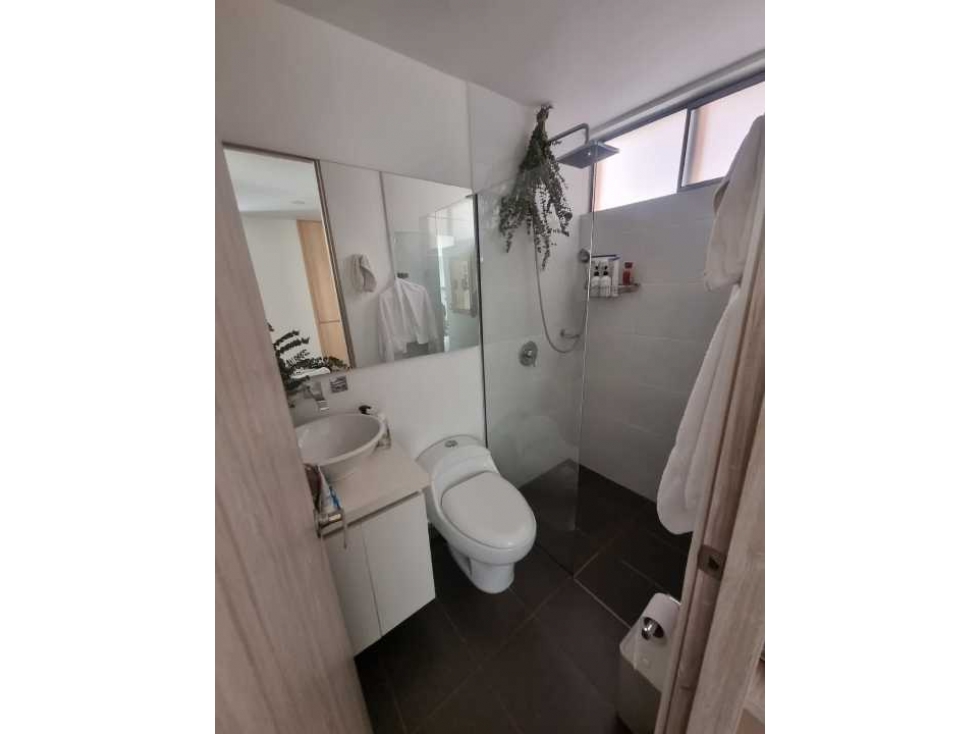 VENTA HERMOSO APTO ENVIGADO LOMA DEL CHOCHO — foto 3