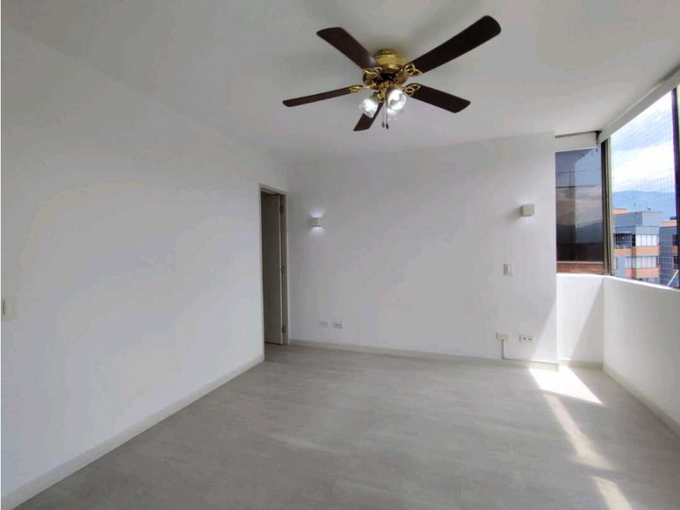 Venta penthouse duplex Sector Los Balsos. Milla de oro en el.Poblado — foto 5