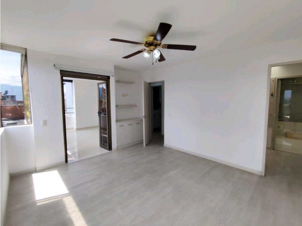 Venta penthouse duplex Sector Los Balsos. Milla de oro en el.Poblado — foto 6