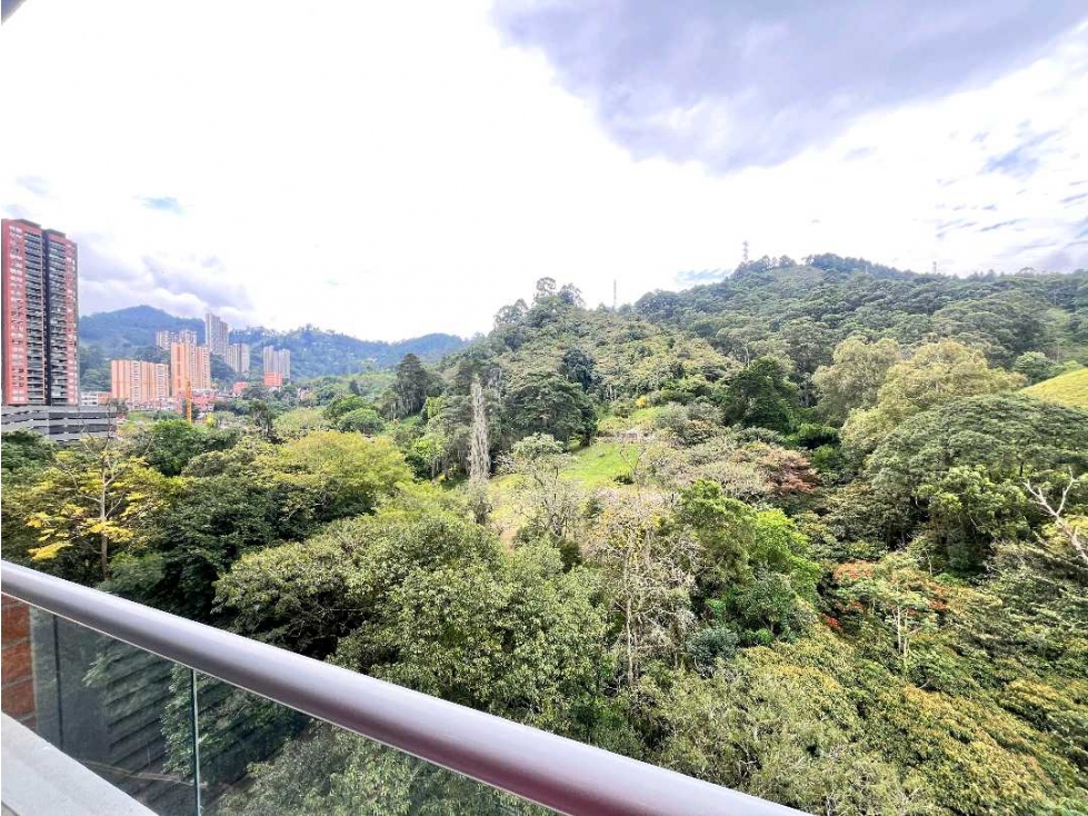 Venta lindo apartamento Sabaneta hermosa vista fácil acceso. — foto 3