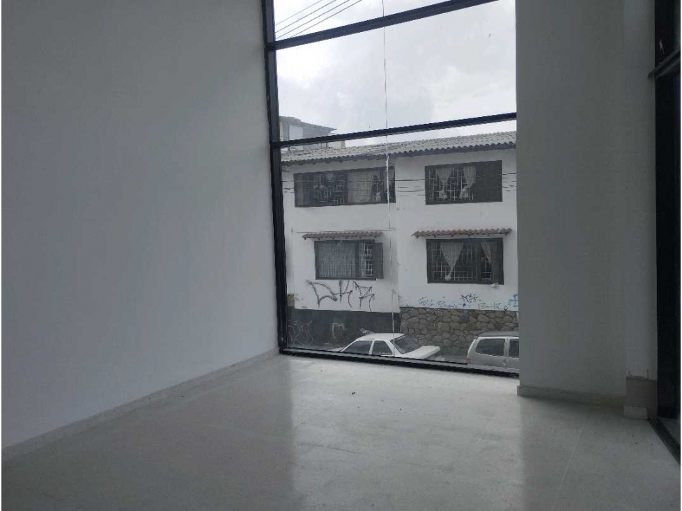 Alquiler local Comercial Chipre Manizales — foto 3
