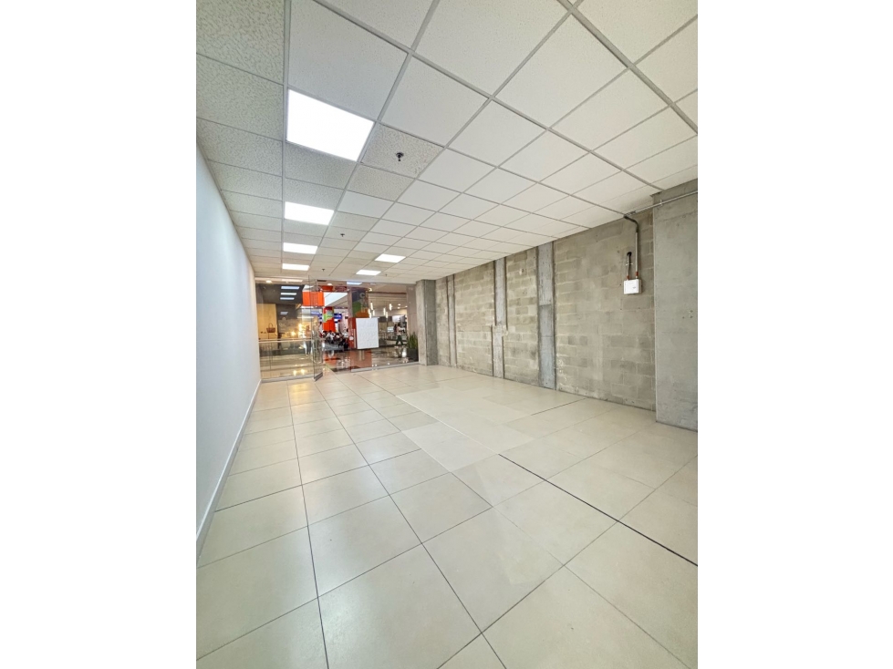 Venta Local Comercial Medellín Centro sector Sevilla Universidad de An — foto 2