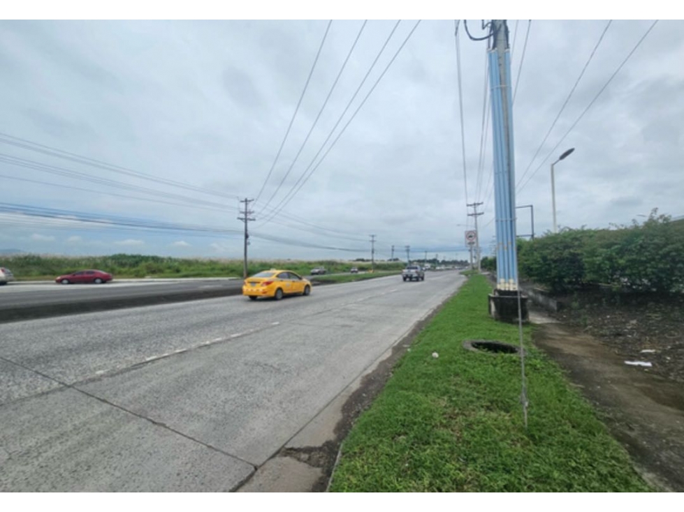 VENTA LOCAL COMERCIAL PANAMA ESTE 140M2 PLAZA CANAIMA MLD - 6