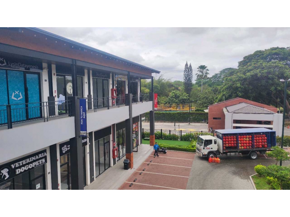 Venta Local Comercial por Estrenar Plaza Costa Brisa. Via a la Costa - 3