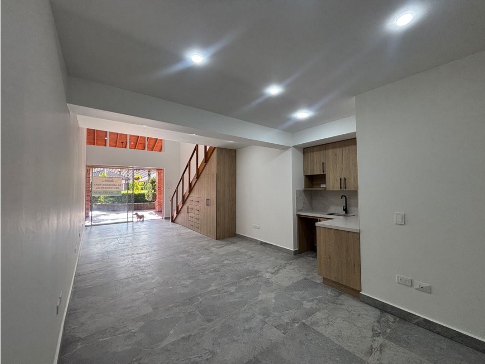 Venta Local Comercial Remodelado Mall Llanogrande — foto 4