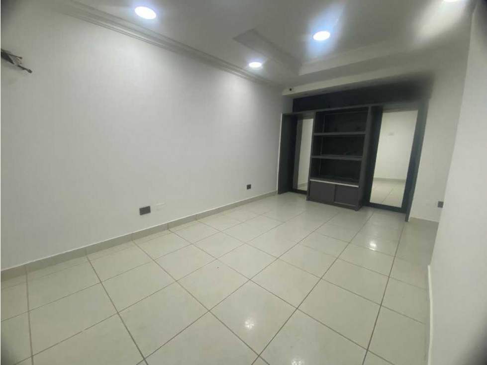 VENTA LOCAL COMERCIAL SECTOR EL PORVENIR — foto 5