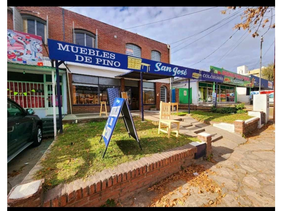 VENTA: LOCAL comercial sobre avenida carcano - 4