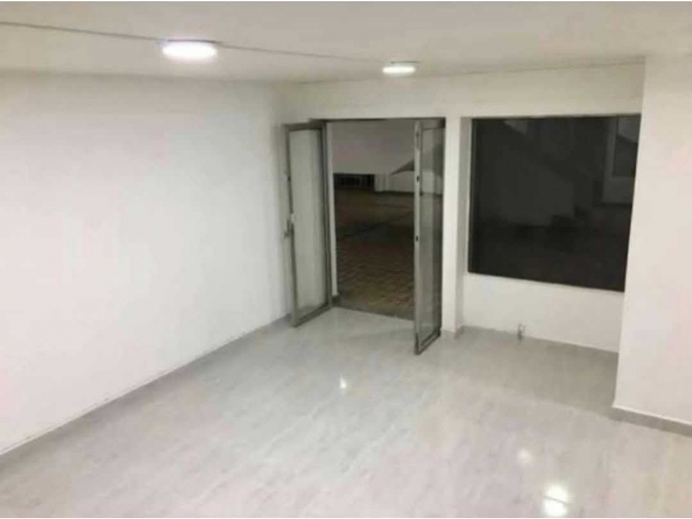 Venta local interno primer piso Envigado - barrio mesa cerca al parque