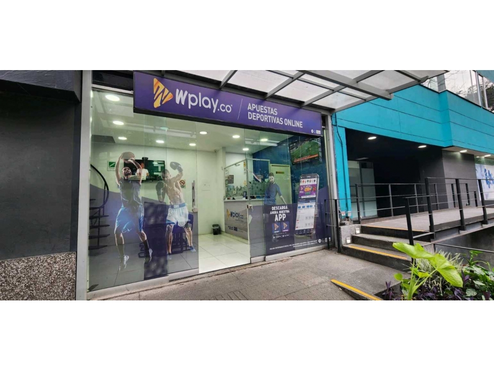 Venta local Monterrey Poblado Medellín — foto 2