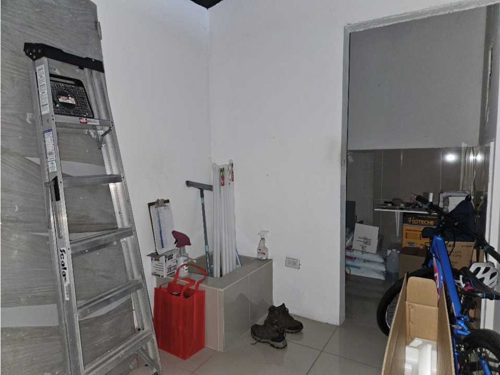 Venta de Local en Parque Lefevre - 5