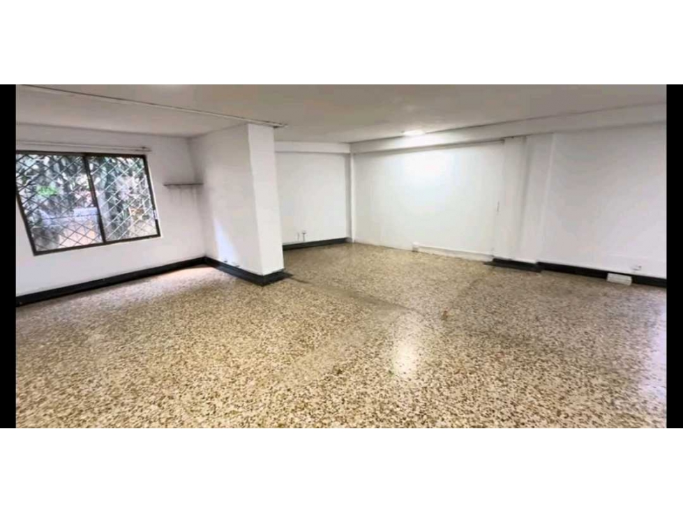 VENTA LOCAL PISO 1 CON SOTANO AVENIDA PASO ANCHO LL9933081 — foto 6