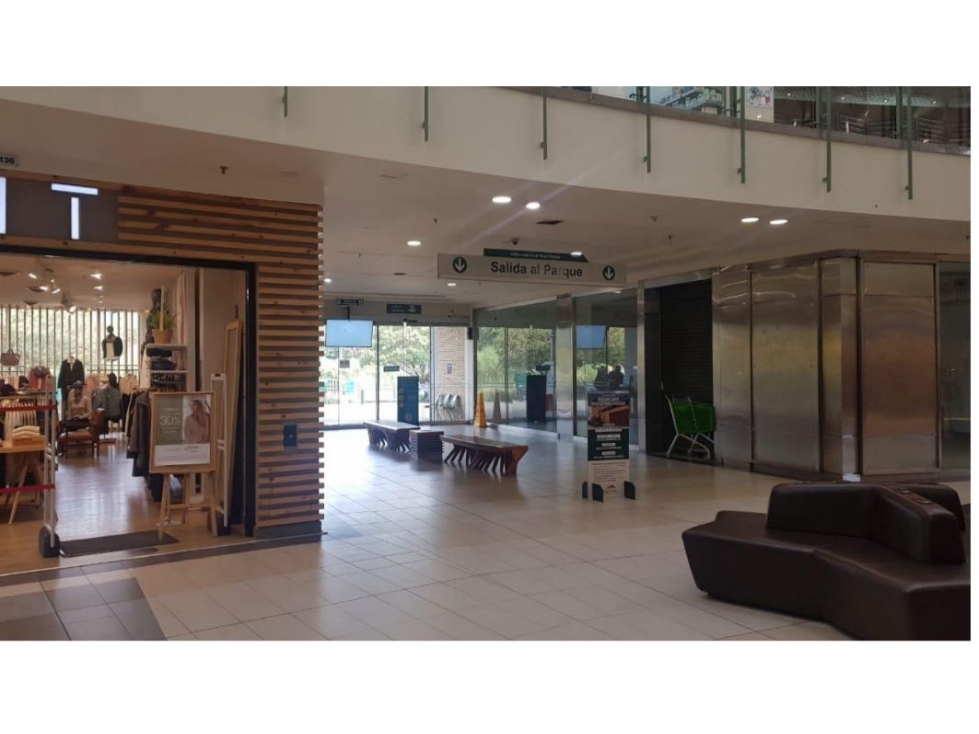 VENTA LOCAL RENTANDO EN COMPLEJO CENTRO COMERCIAL CENTRO CHIA - 3