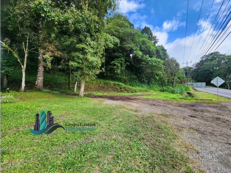 VENTA LOCAL TERRENO 2900m2 - 4