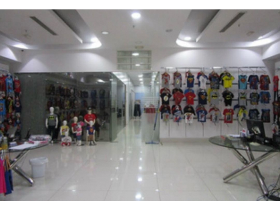 VENTA LOCAL ZONA LIBRE COLÓN 3,362M2 DE CONSTRUCCIÓN INTERPLAZA MLD - 3
