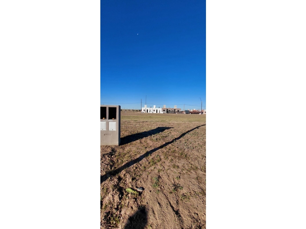 VENTA LOTE 250m² APTO DÚPLEX EN CUESTAS DE MANANTIALES CORDOBA - 2