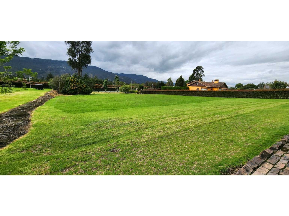 VENTA LOTE 3200m2 ZONA NORTE CONJUNTO CERRADO CHIA - 3