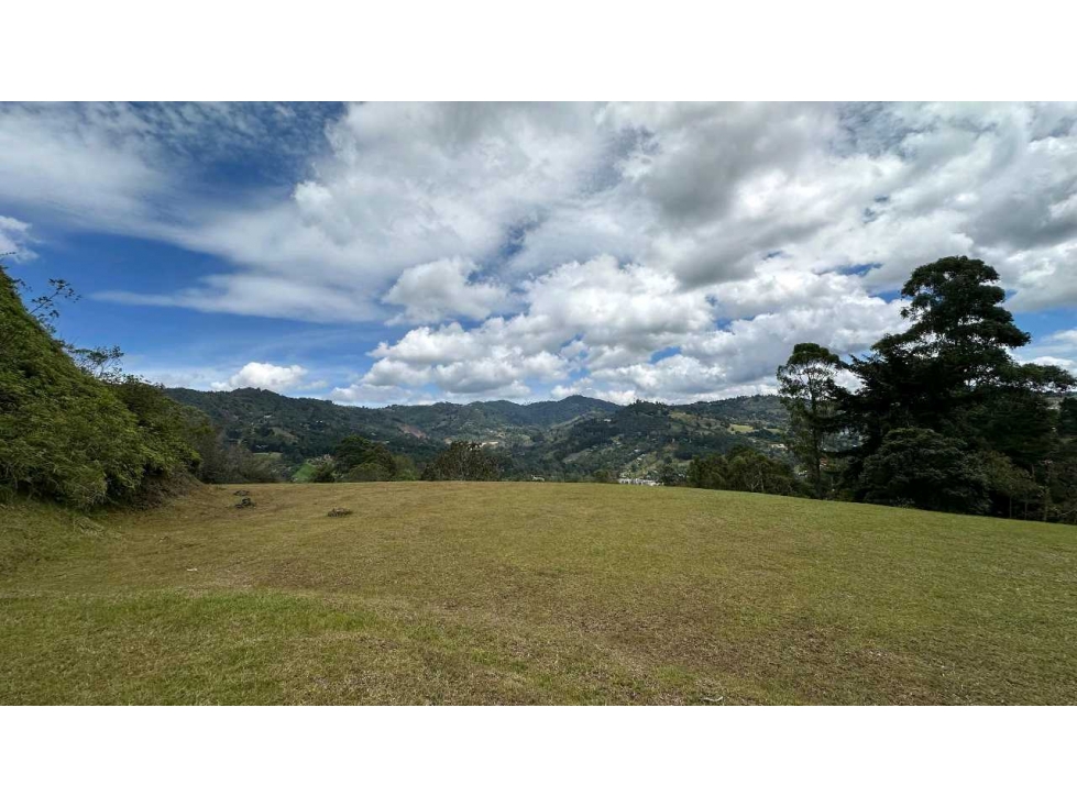 Venta lote Alto de Palmas La querencia