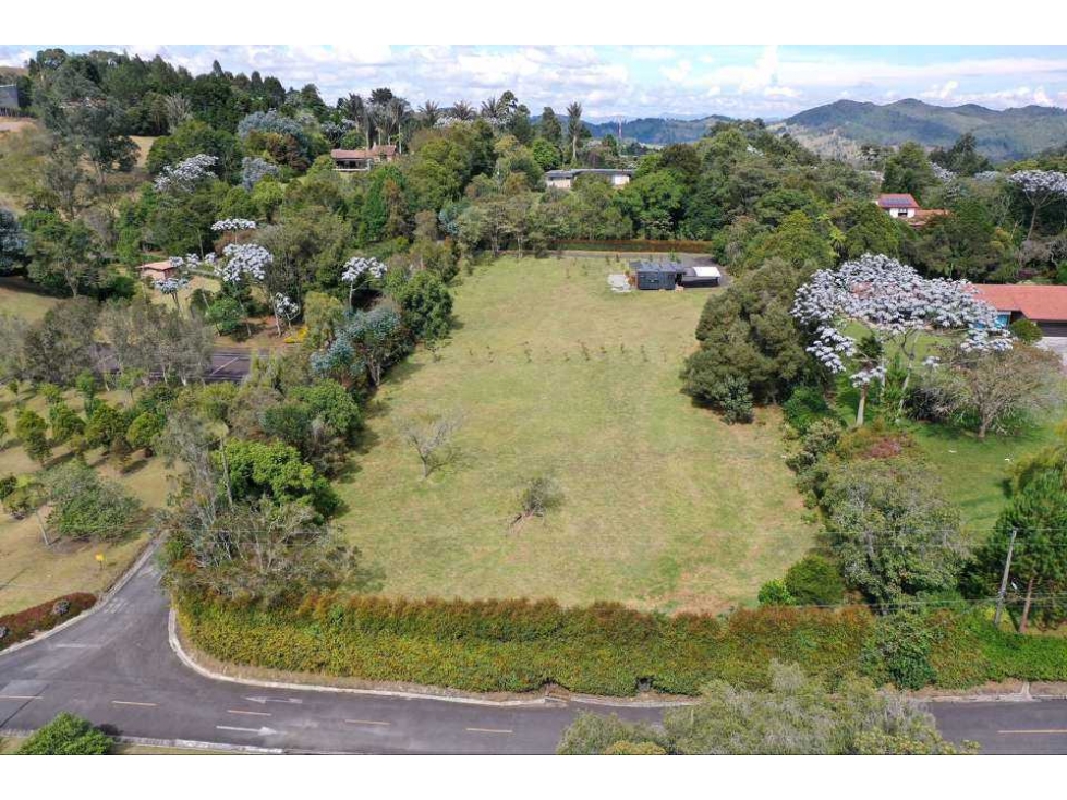 Venta Lote Alto de Palmas Envigado