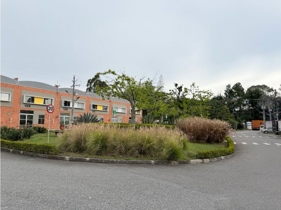 Venta Lote Bodega Aerop JMC 153,9 Mts2 para construir 231.40 mts2 — foto 3
