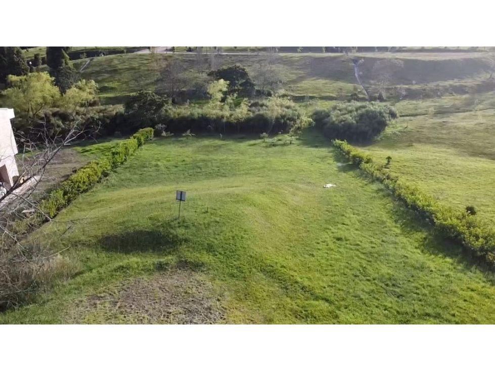 Venta lote cerca Indiana unidad cerrada
