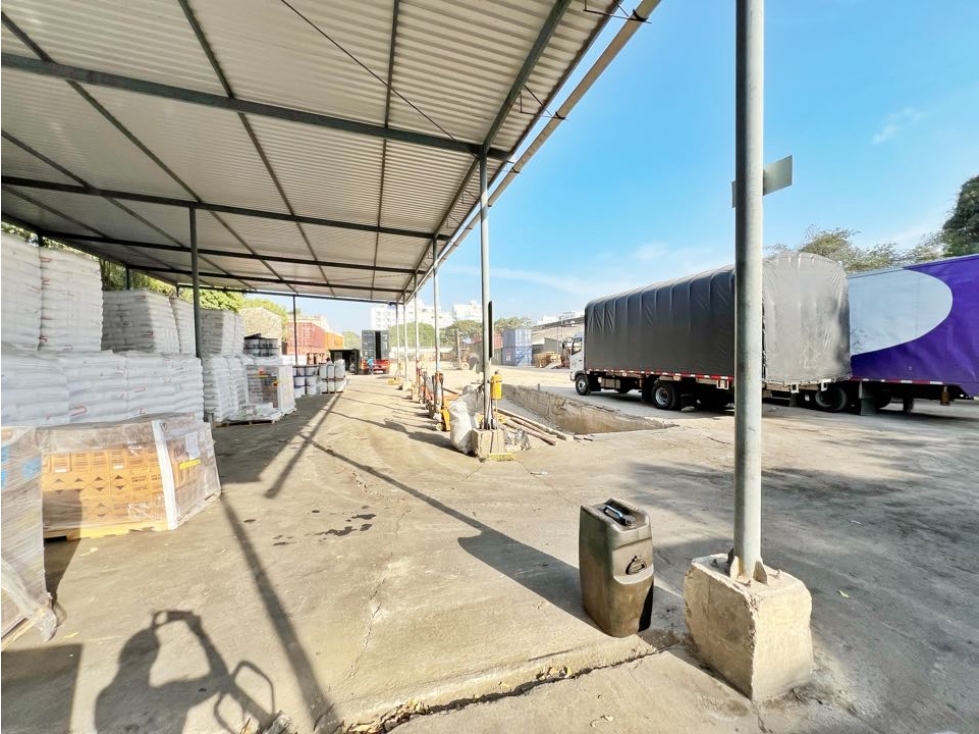 Venta lote comercial en Avenida Buenos Aires el Bosque Cartagena — foto 2