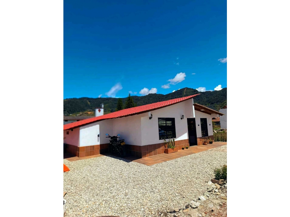 VENTA LOTE CON 2 CASAS EN CARMEN DE VIBORAL ANTIOQUIA. (BJ) MEDELLÍN — foto 3