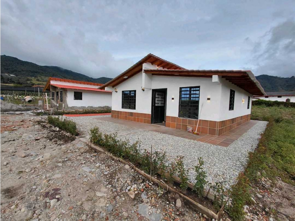 VENTA LOTE CON 2 CASAS EN CARMEN DE VIBORAL ANTIOQUIA. (BJ) MEDELLÍN — foto 6