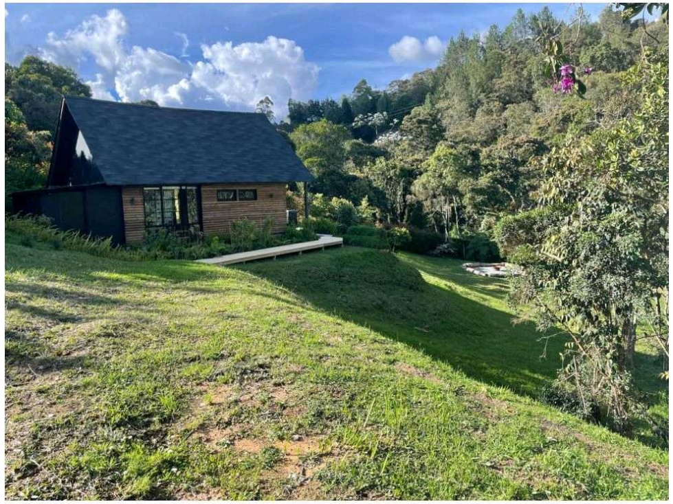 Venta Lote Con Cabaña Alto De Palmas