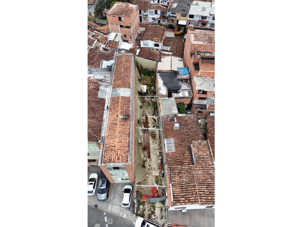 Venta lote con proyecto legalizado y con fundaciones. — foto 5