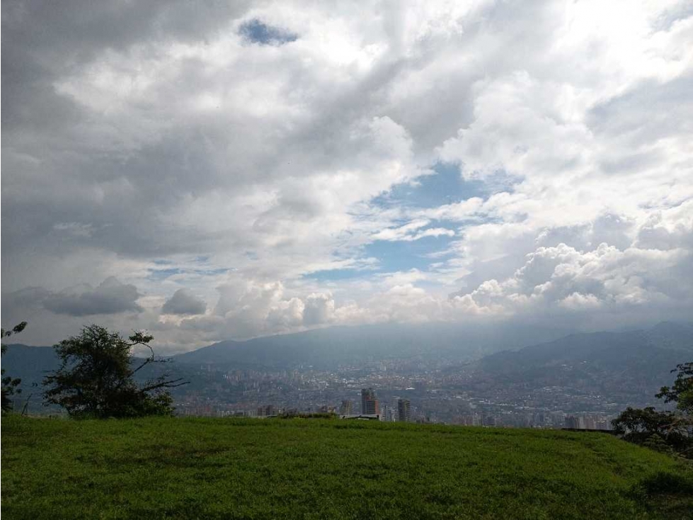 Venta Lote Con Vista Los Balsos El Poblado Medellín — foto 4