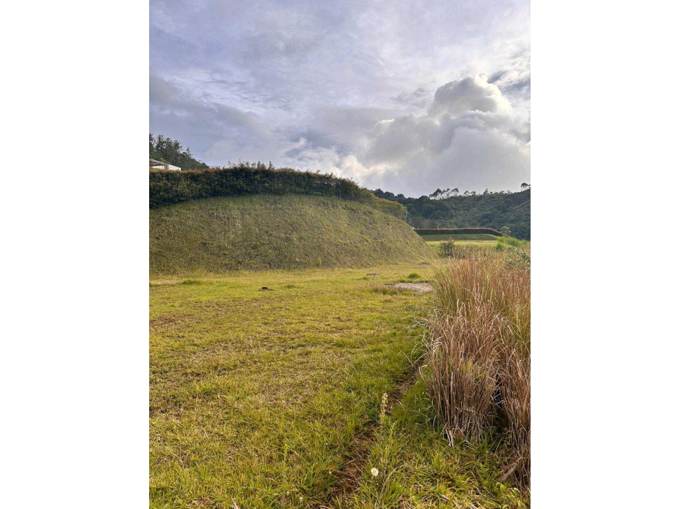 Venta lote el retiro via la ceja Don Diego