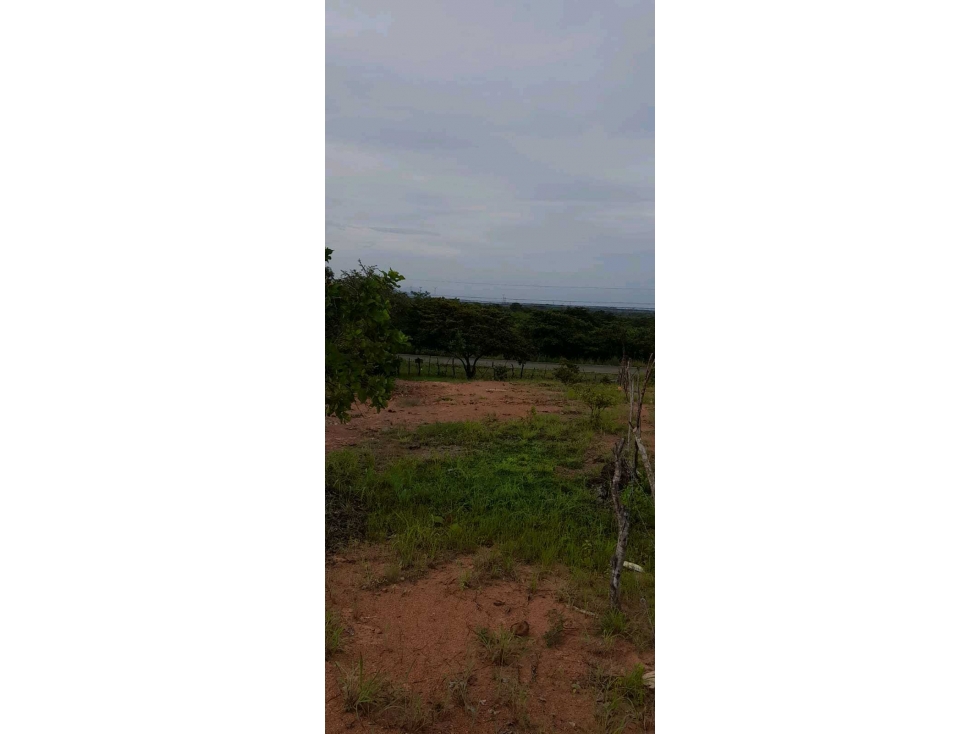 VENTA LOTE EN AGUADULCE 1442 M2 TITULADO ENTRADA LAS MINERAS POCRI — foto 2