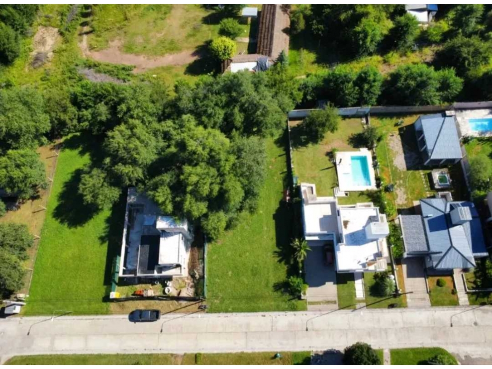 VENTA: Lote en barrio cerrado El Dorado 2, 702 m², con escritura, pavi - 4