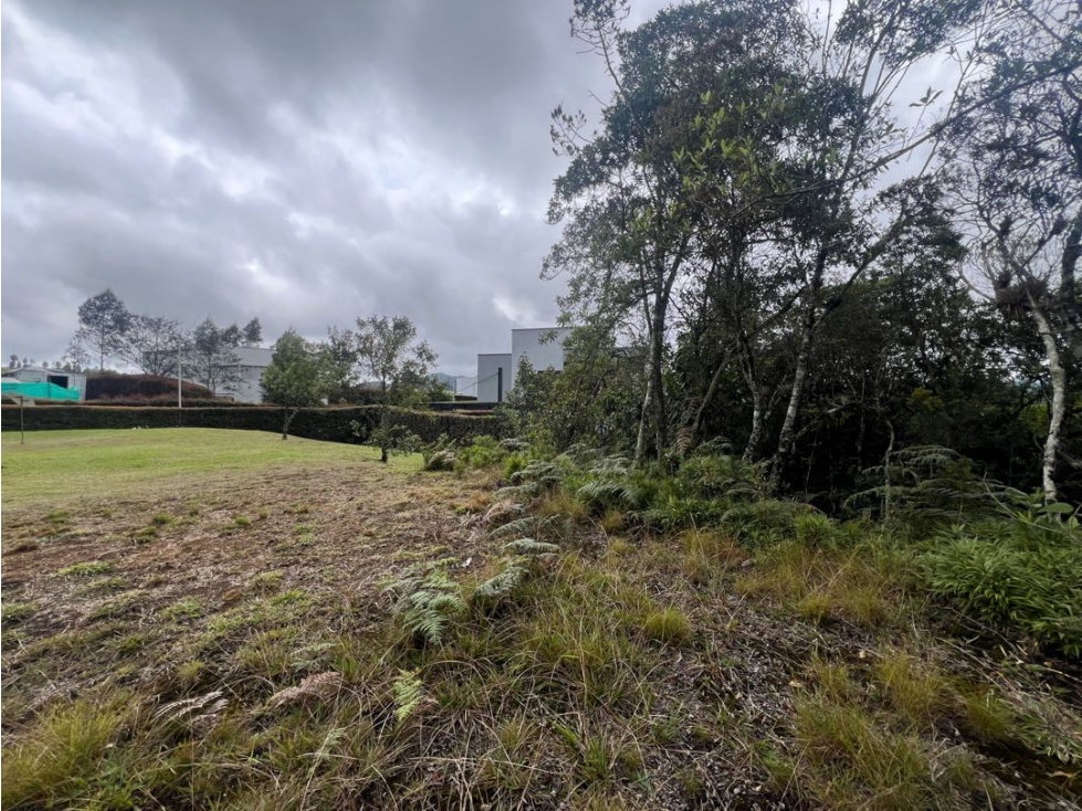 Venta Lote en Condominio Bonnavista en Alto de Palmas antes del peaje — foto 5