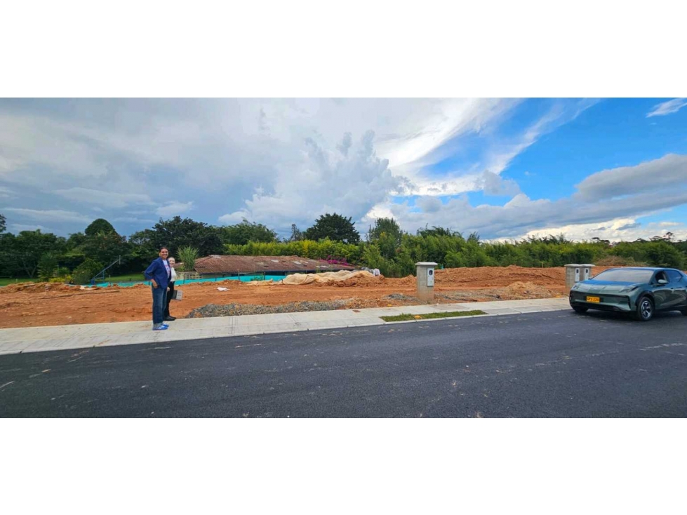 VENTA LOTE EN NUEVO GUALANDAY LLANOGRANDE - 2