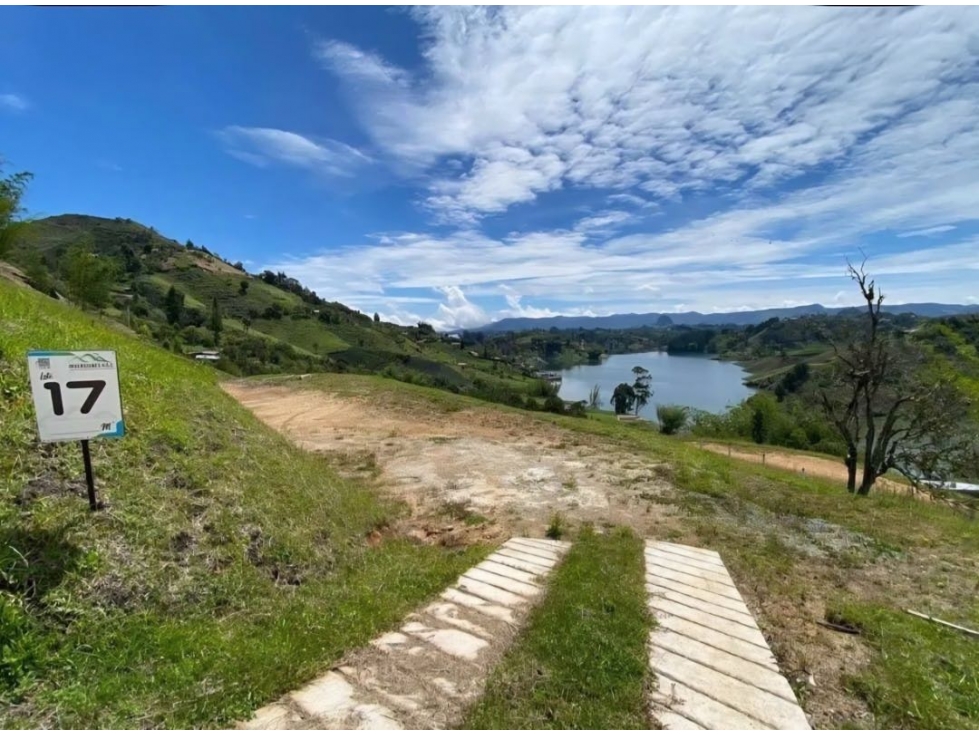 Venta Lote en Guatape con vista a la represa — foto 2