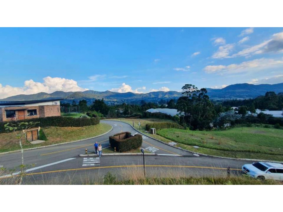 Venta lote en la Ceja Montemadero