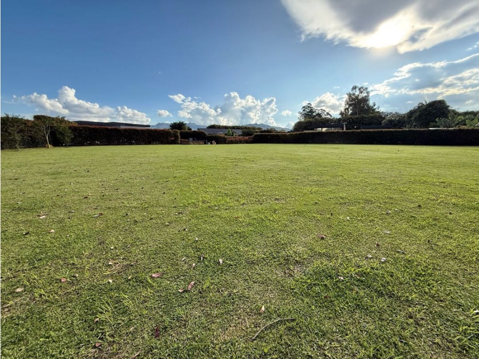 VENTA LOTE EN LLANOGRANDE